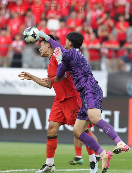 东亚杯中国男女足兑现诺言 打出少有“气势足球” 东亚杯中国男女足兑现诺言 打出少有“气势足球”